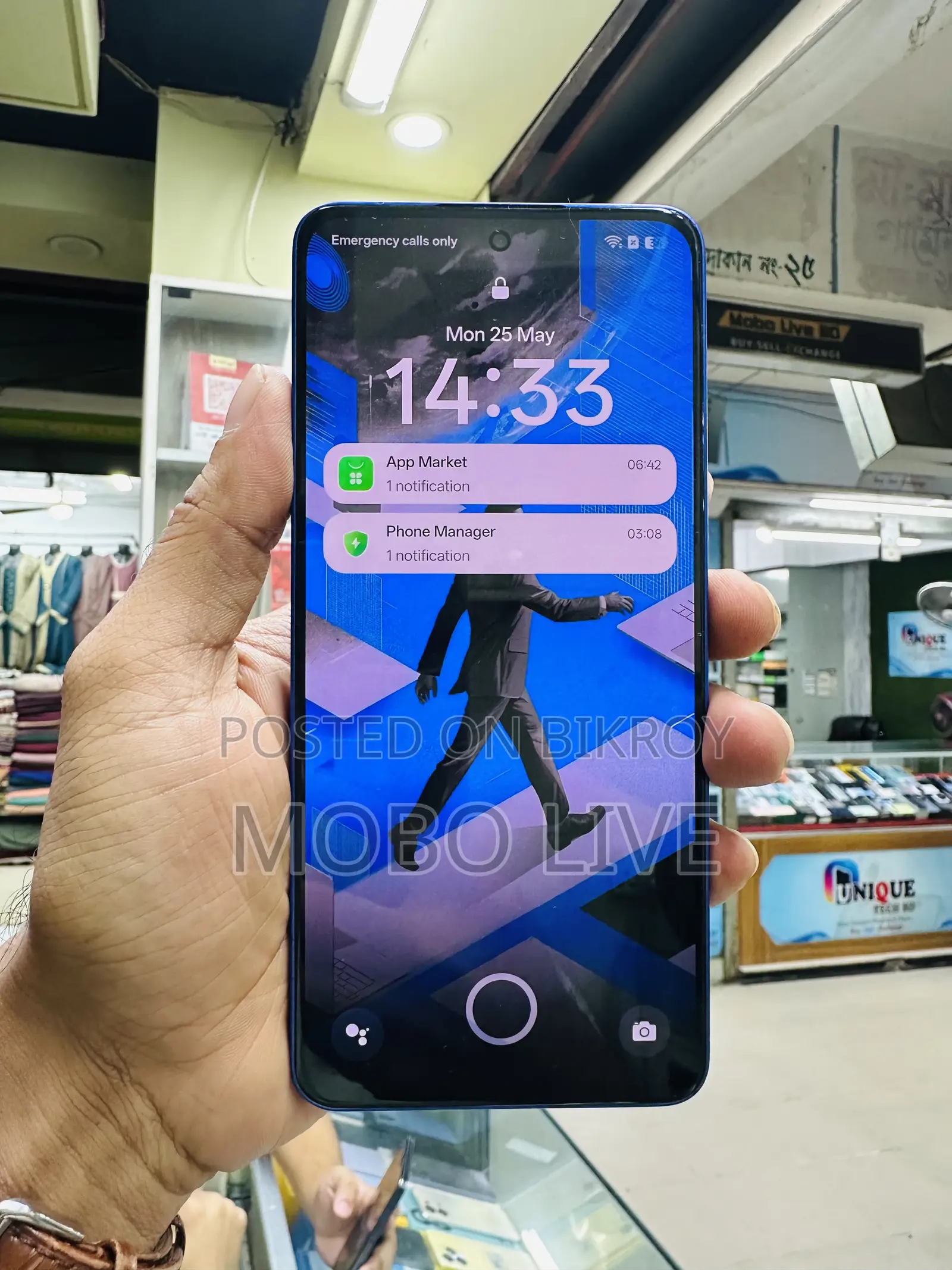 Realme 128 GB Blue