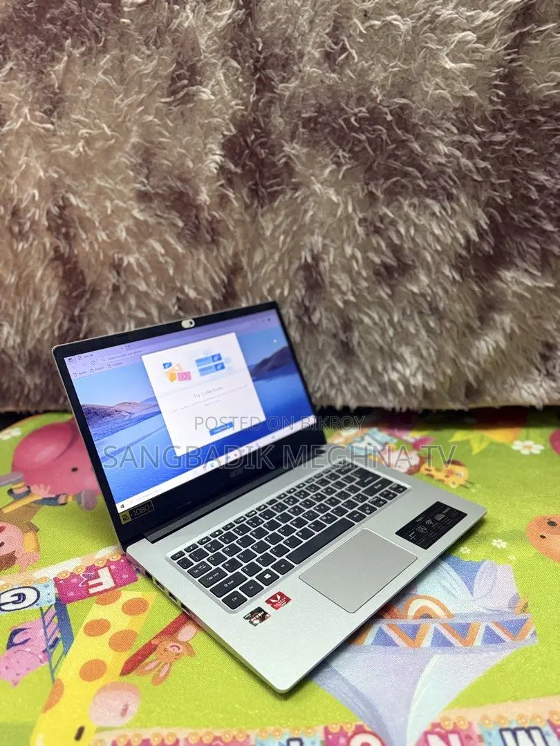 Laptop Acer 3GB Intel SSD 256GB