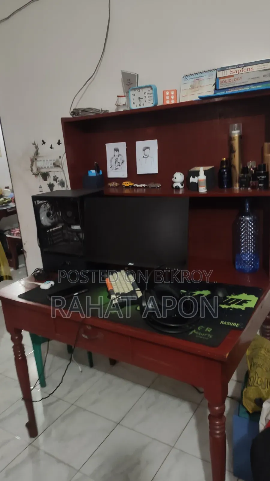 Reading Table/ Desktop Table for Sale