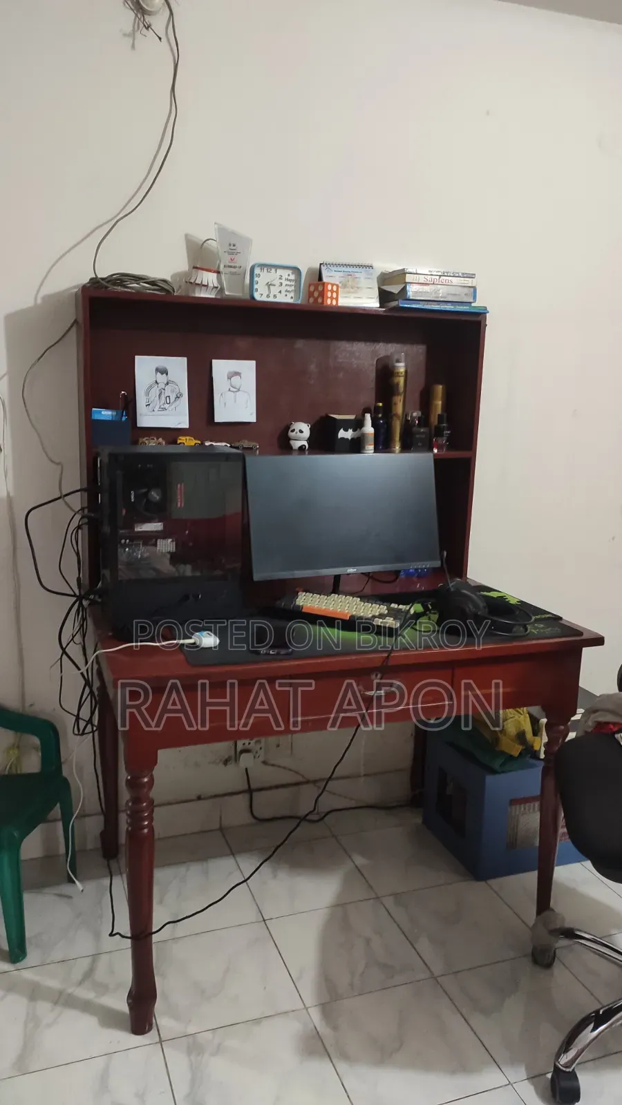 Reading Table/ Desktop Table for Sale