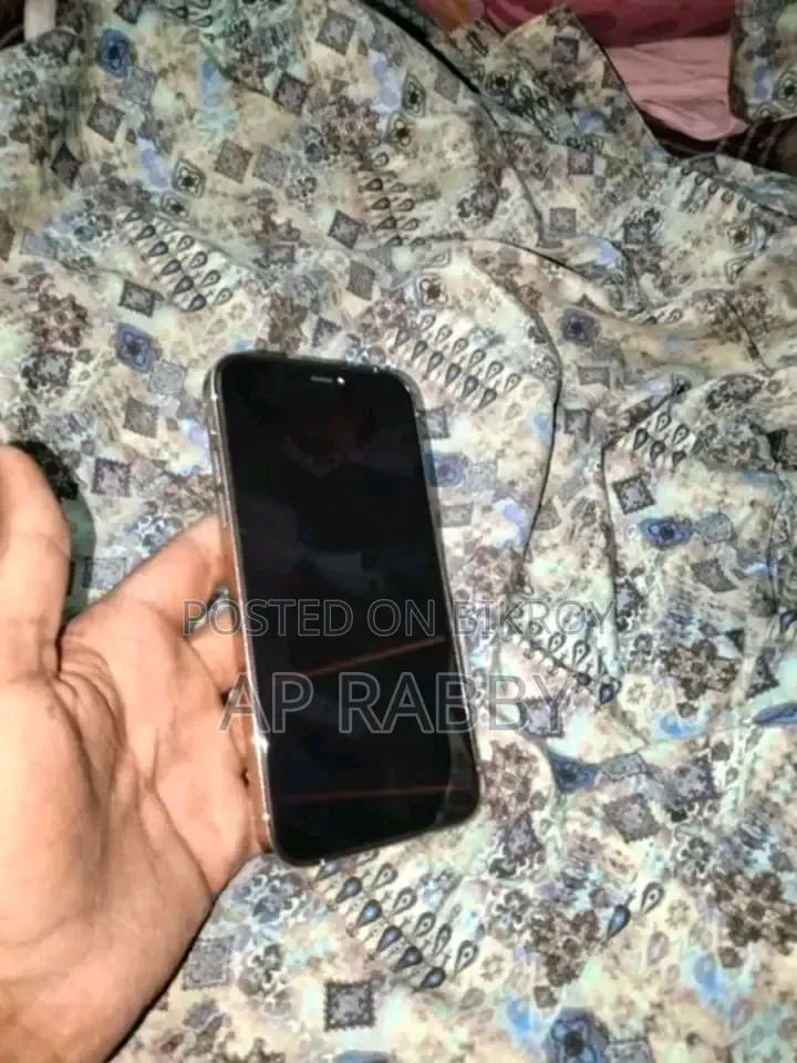 Apple iPhone 11 128 GB Gold