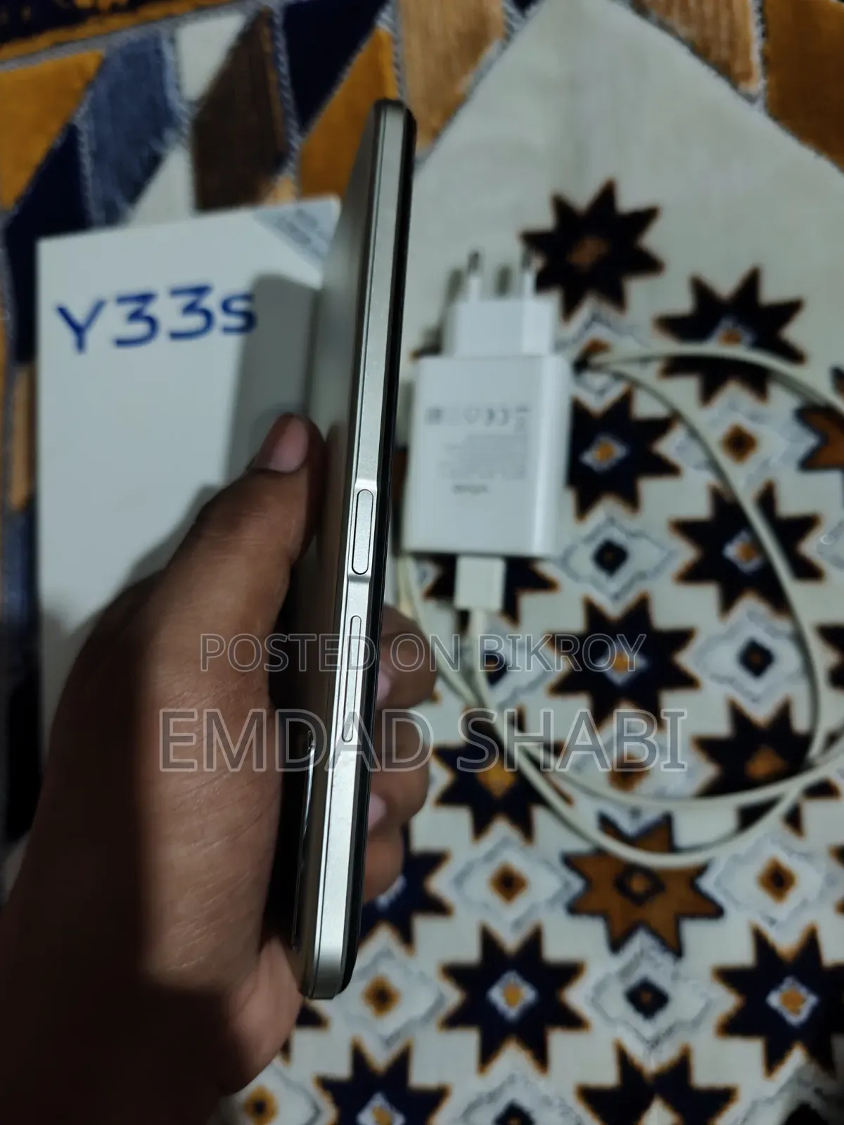 Vivo Y33s 128 GB Silver
