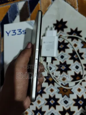 Vivo Y33s 128 GB Silver