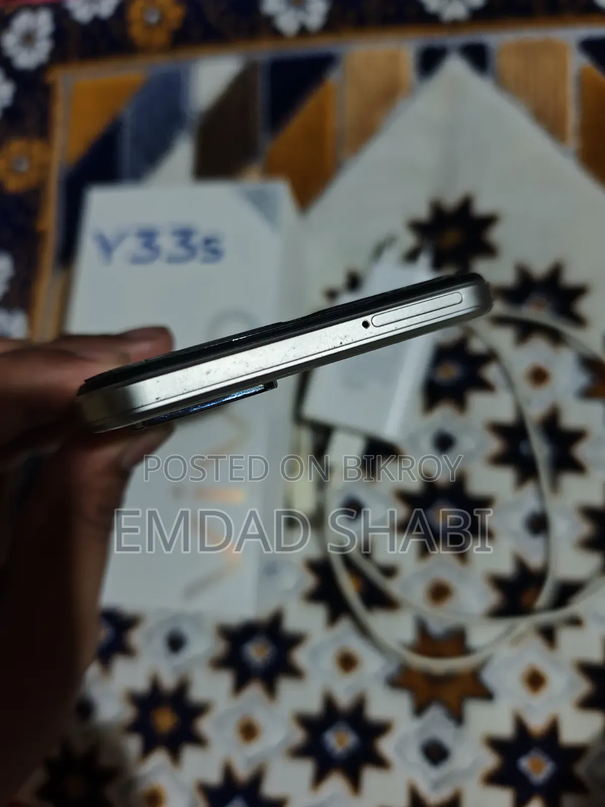 Vivo Y33s 128 GB Silver