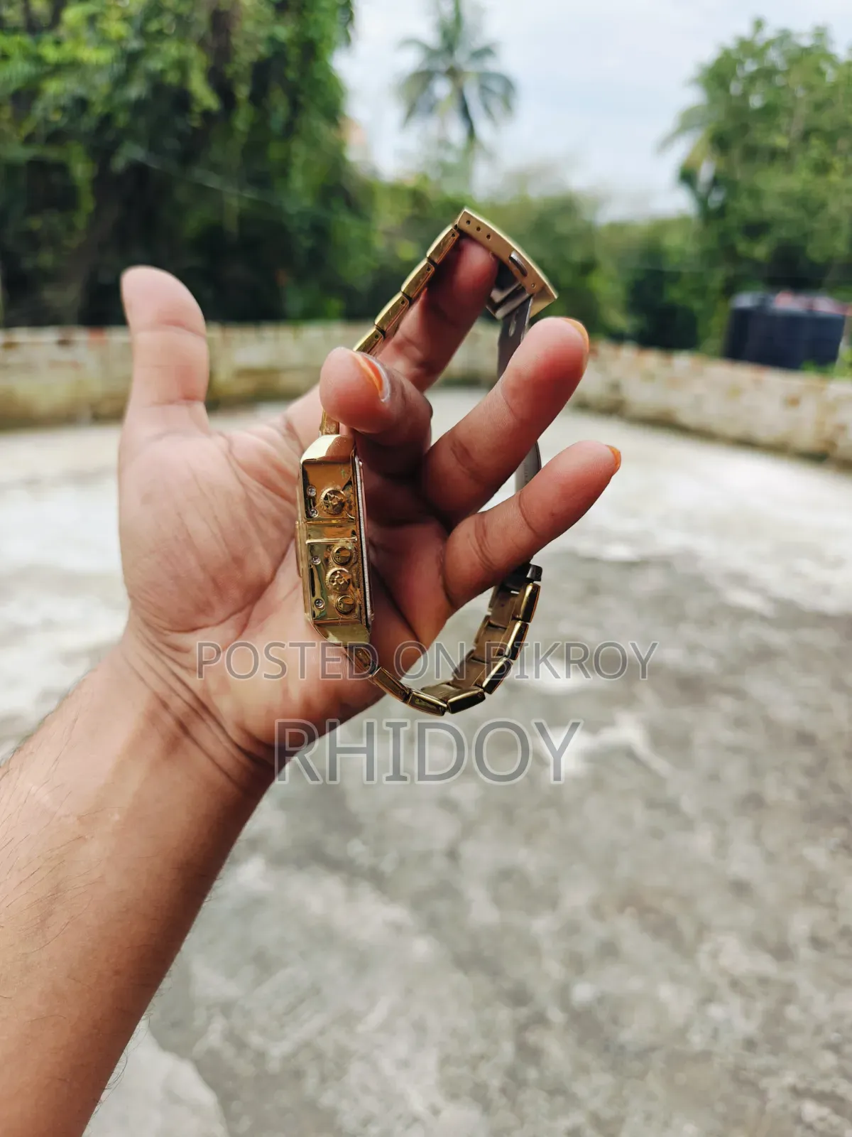 Fitron Watch
