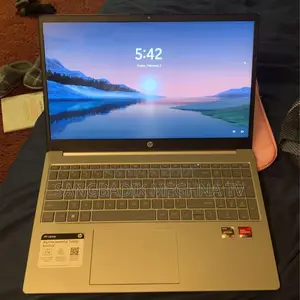 Laptop HP 4GB Intel SSD 500GB