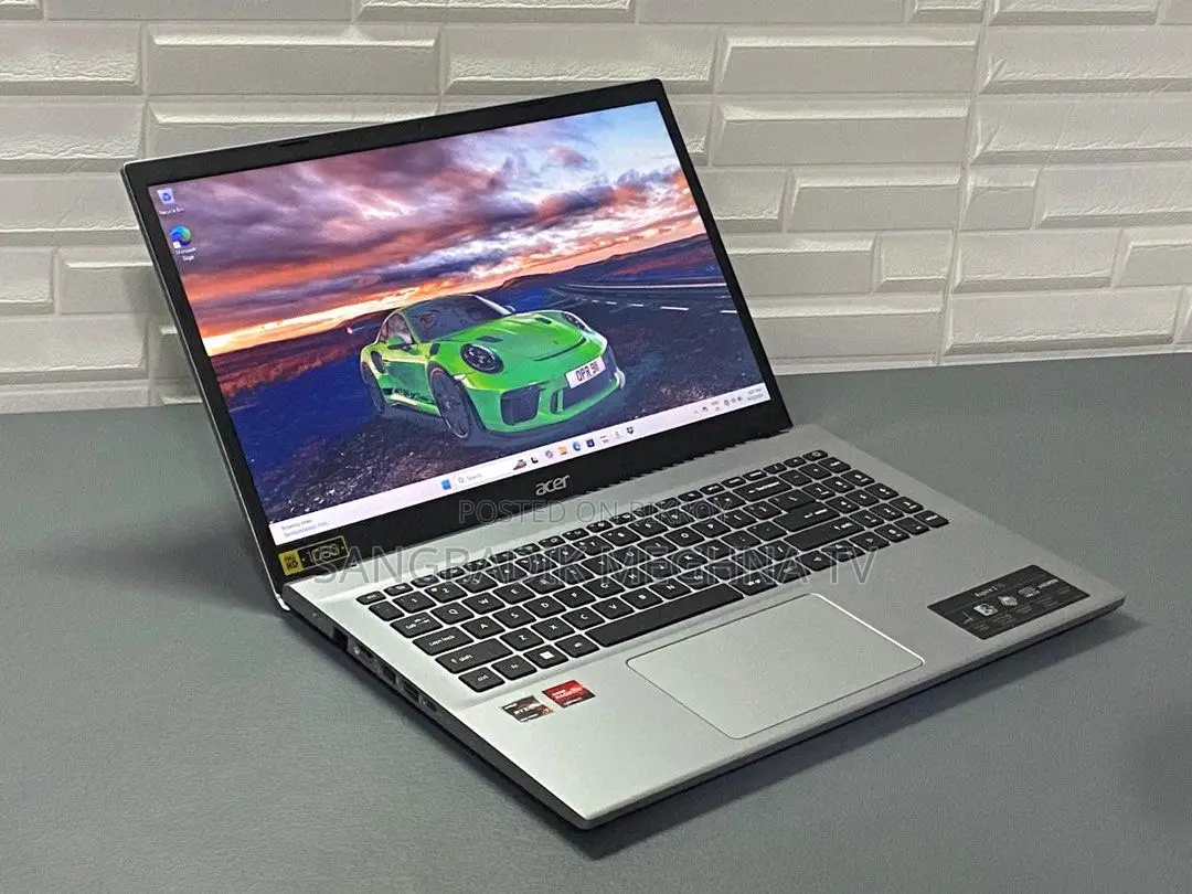 Laptop Acer 4GB Intel SSD 500GB