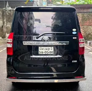 Toyota Noah 2010 Black
