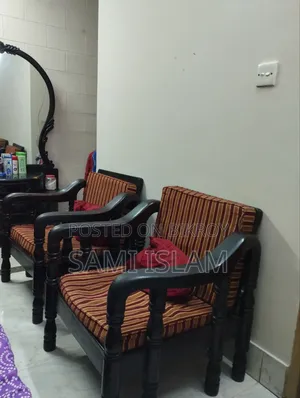 24-Leg Sofa