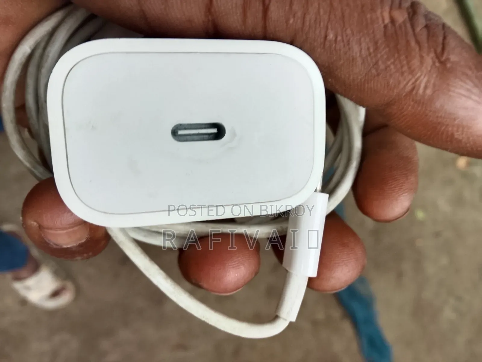 Original iPhone 14 20W Charger