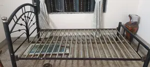 সিঙ্গেল স্টীলের খাট