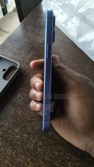 Apple iPhone 16 128 GB Blue