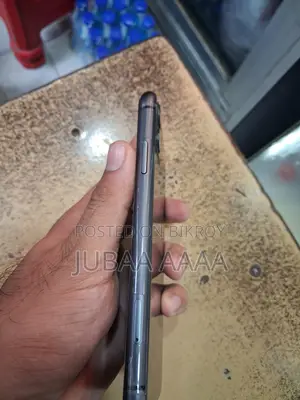 Apple iPhone 11 64 GB Black