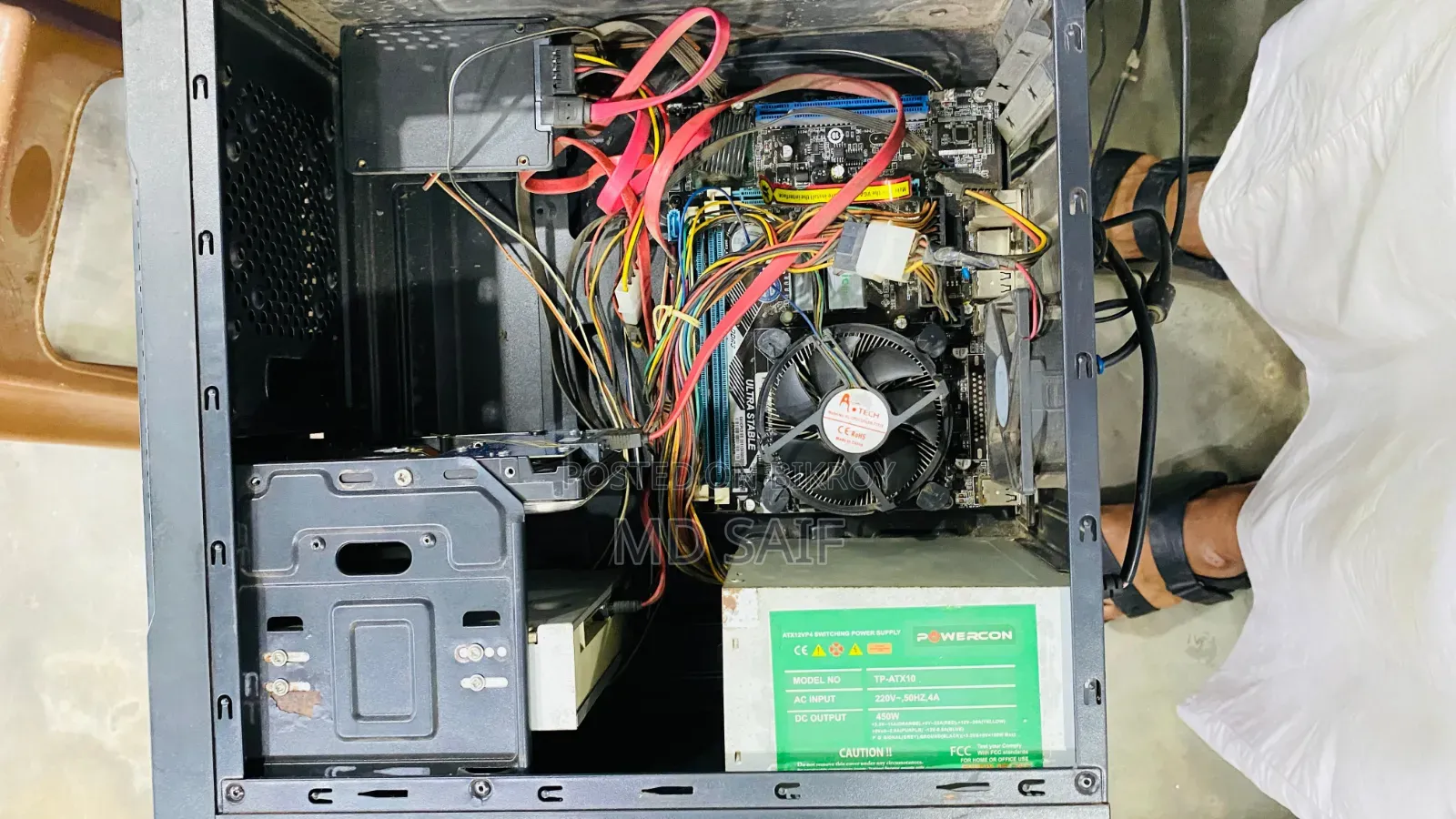 CyberpowerPC AMD Advantage Performance Gaming PC 4GB Intel Core I5 SSD