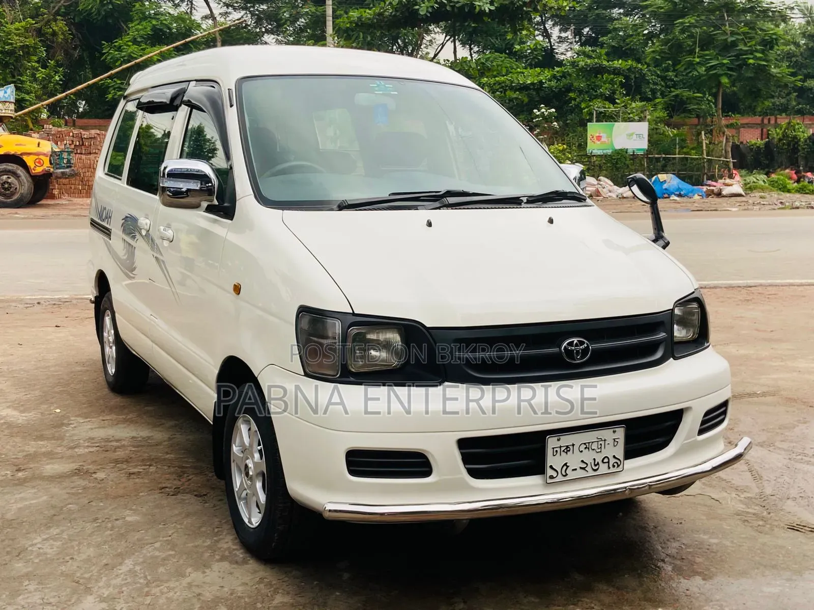 Toyota Noah 2007 White