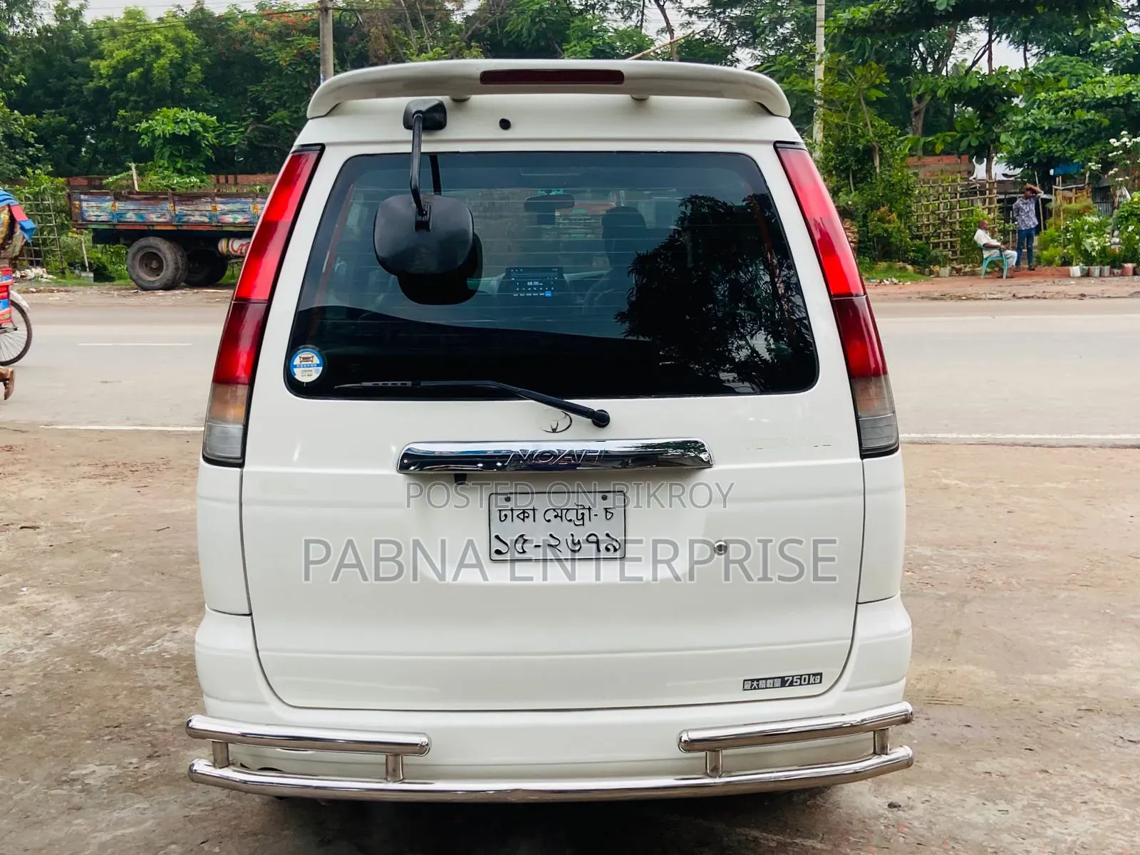 Toyota Noah 2007 White