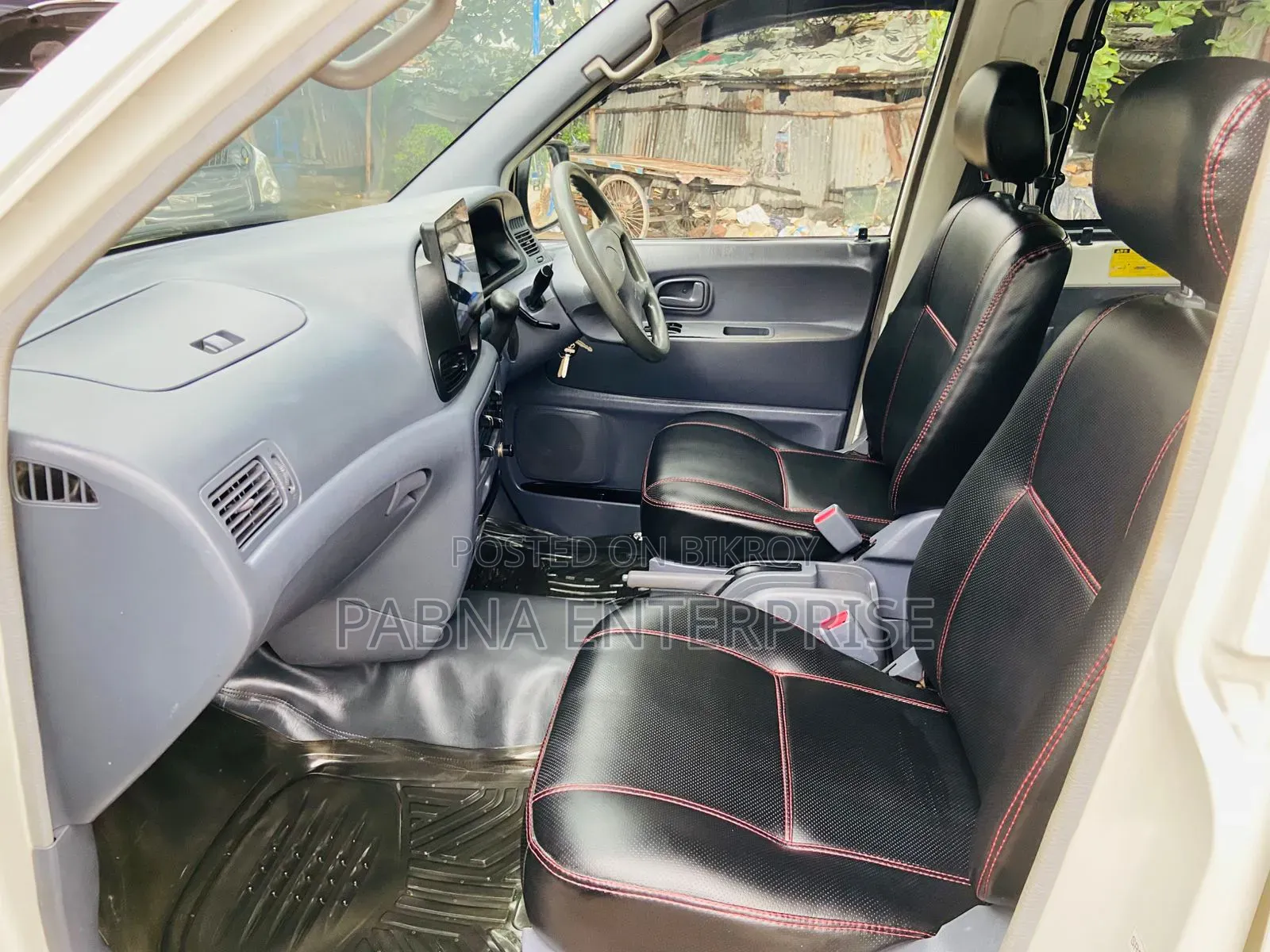 Toyota Noah 2007 White