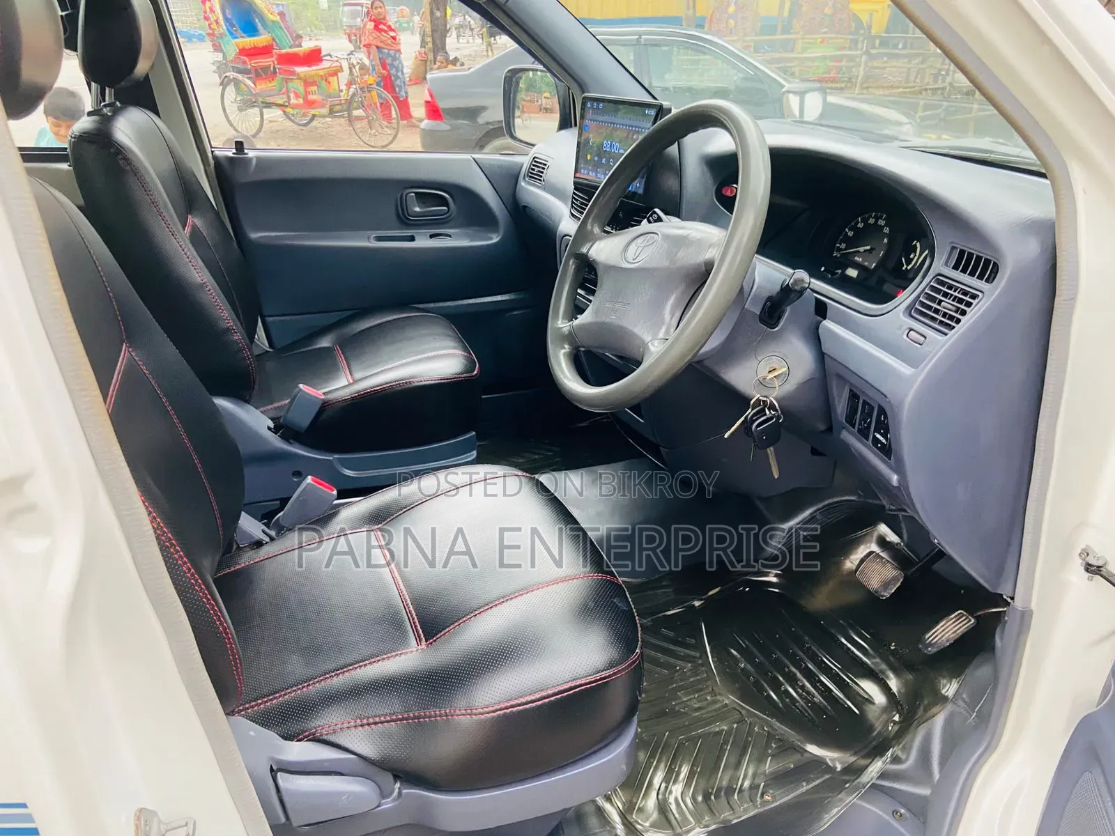 Toyota Noah 2007 White