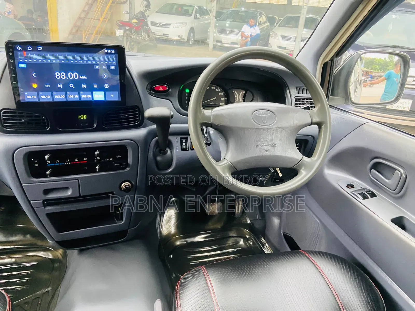 Toyota Noah 2007 White