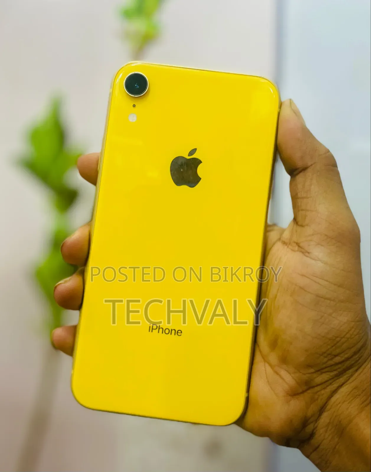 Apple iPhone XR 64 GB Yellow