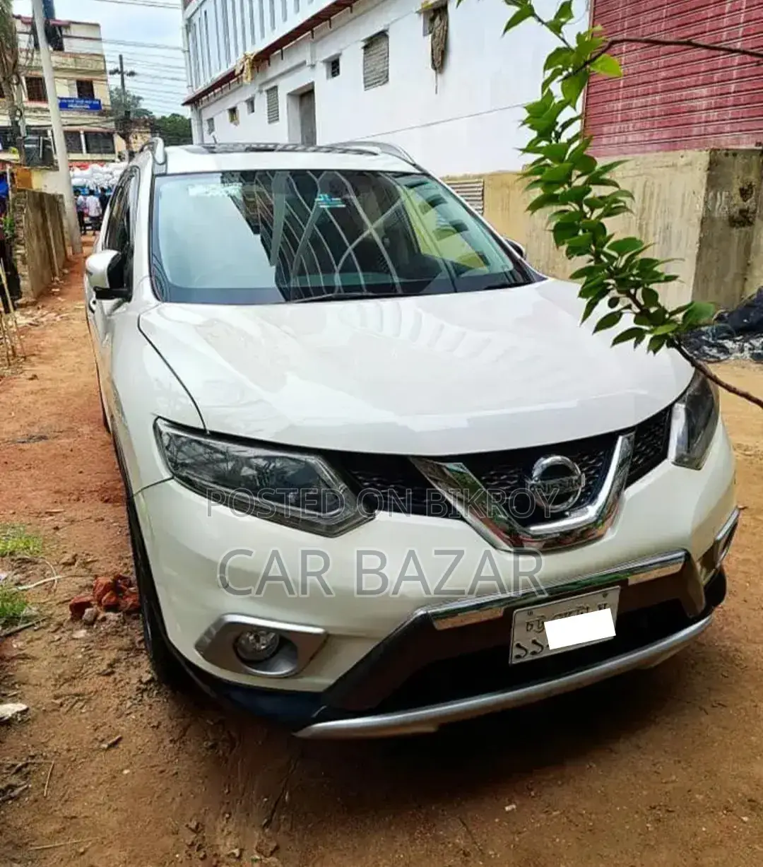 Nissan X-Trail 2.0 Petrol AWD 2014 Off White