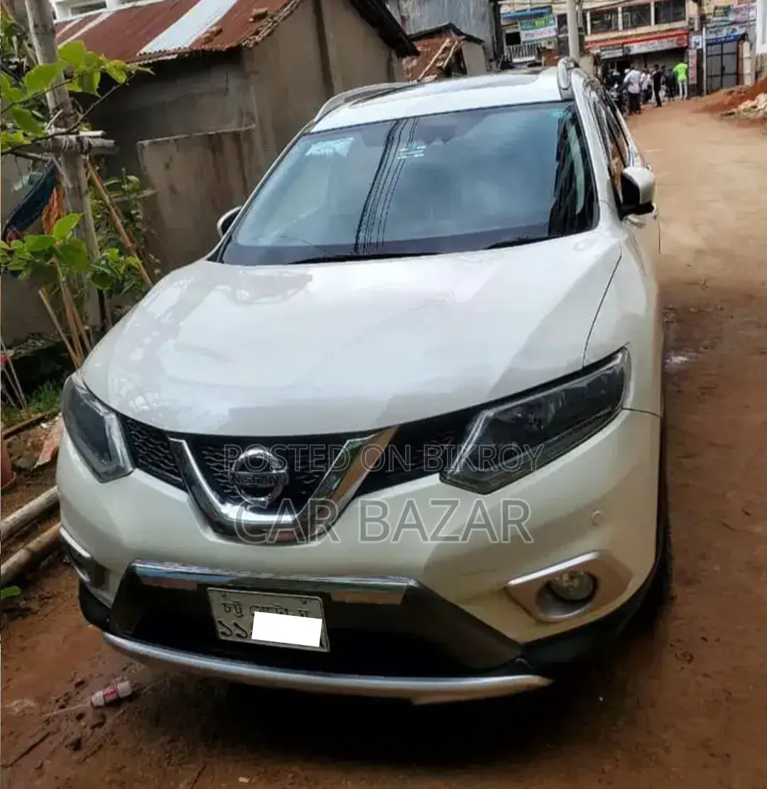 Nissan X-Trail 2.0 Petrol AWD 2014 Off White