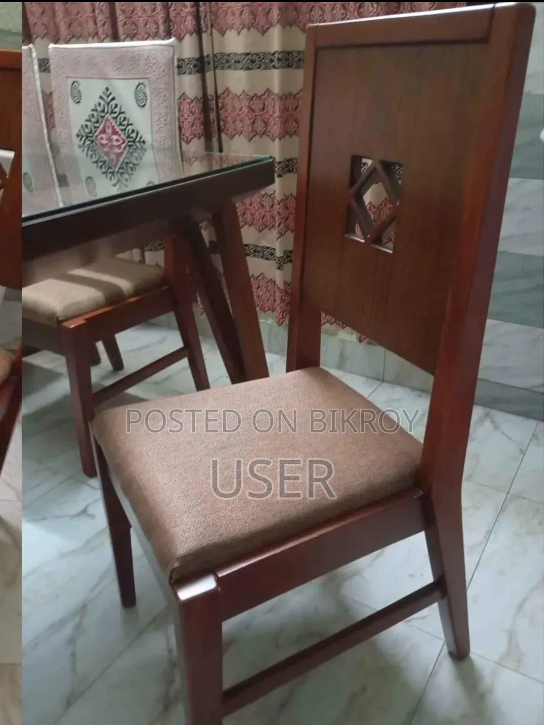 হাতিল ডিজাইনের মালয়েশিয়ান কাঠের 66 X 40 নতুন টেবিল ও ৬ টি চেয়ার ।