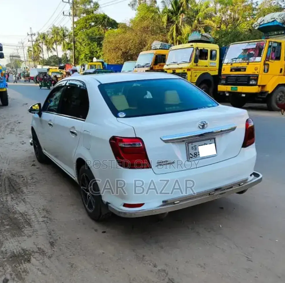 Toyota Axio 1.5 G 2 Wheel Drive 2015 Off White