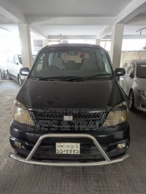 Toyota HiAce 2002 Black