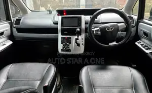 Toyota Noah 2010 Black