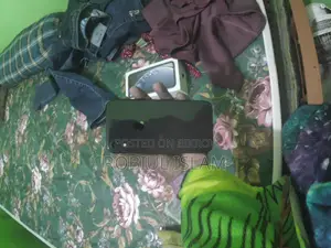 Apple iPhone XR 64 GB Black