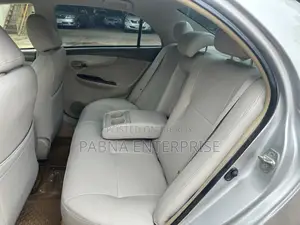 Toyota Axio 2011 Silver