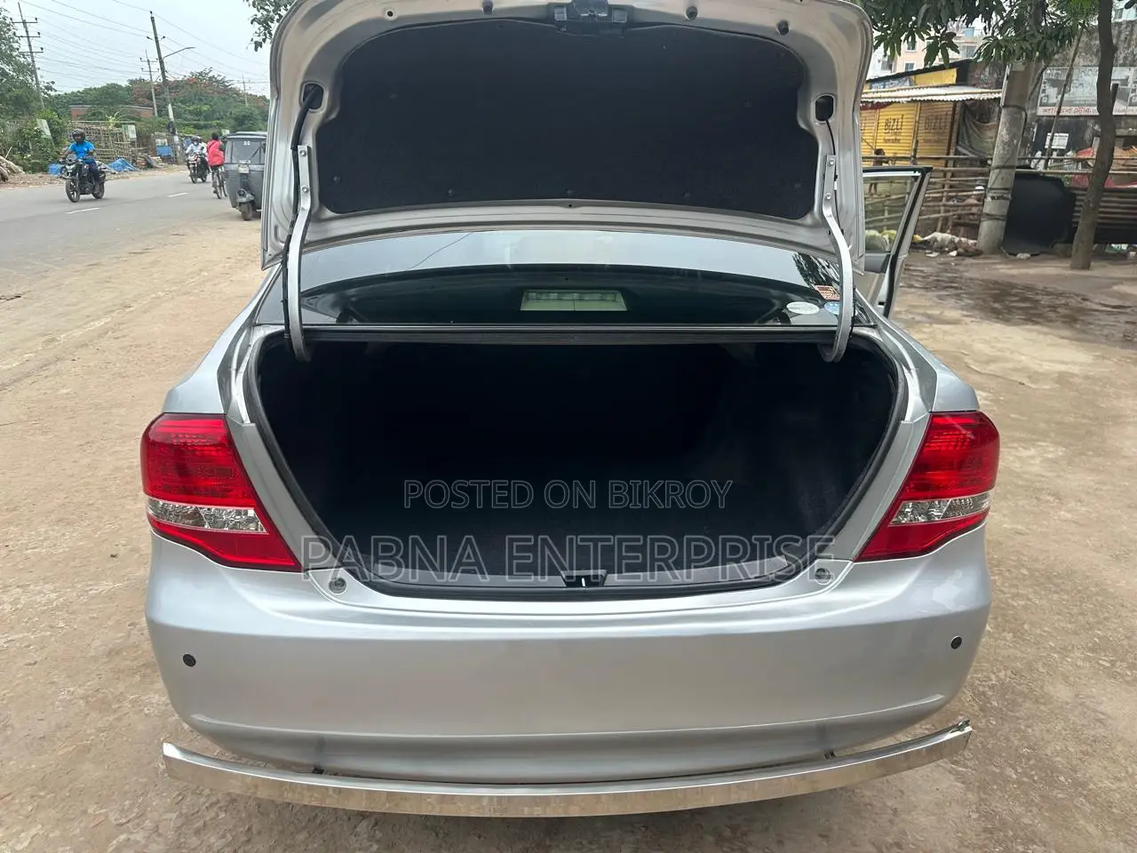 Toyota Axio 2011 Silver
