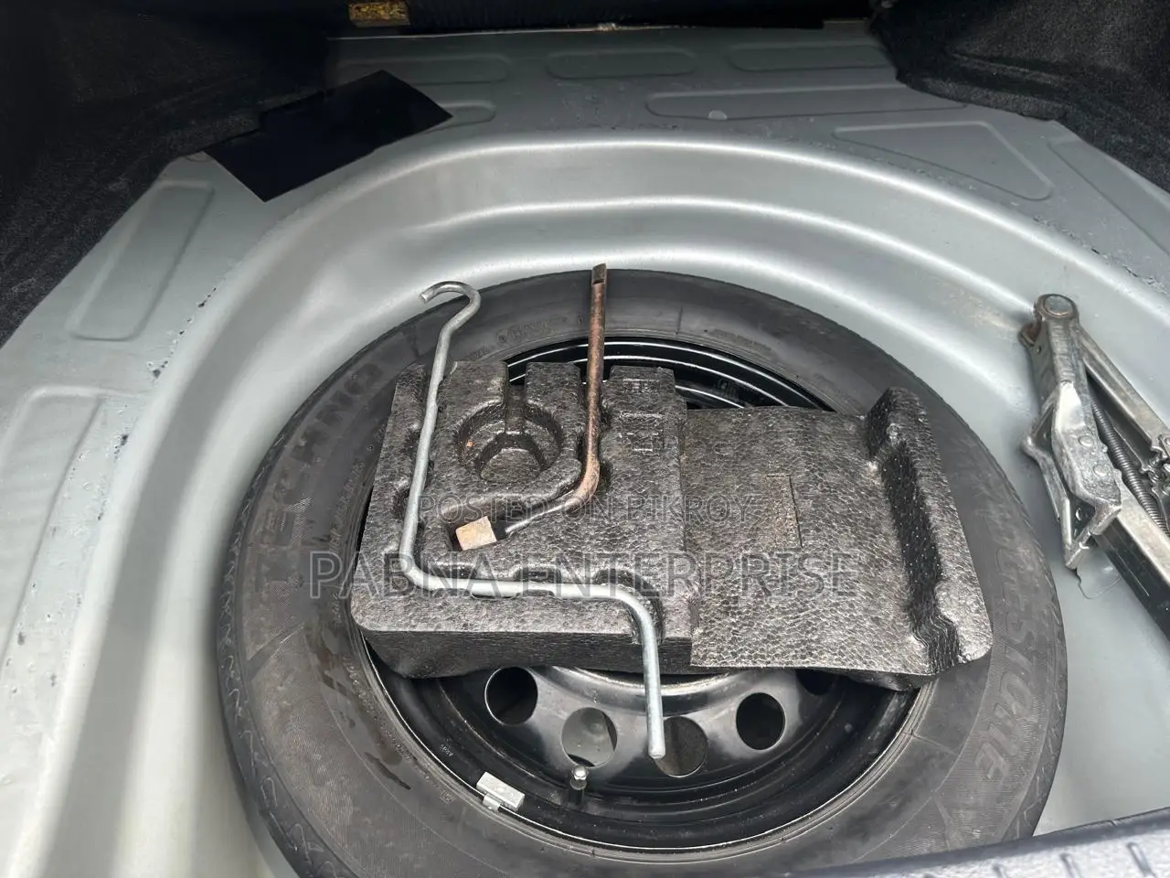 Toyota Axio 2011 Silver