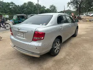 Toyota Axio 2011 Silver