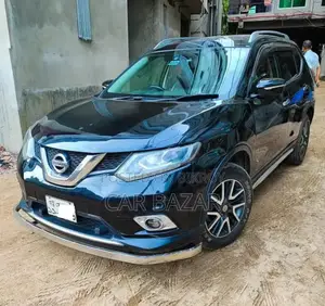 Nissan X-Trail 2.0 Petrol All Wheel Drive 2014 Black
