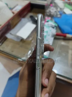 Infinix Hot 16 GB Silver
