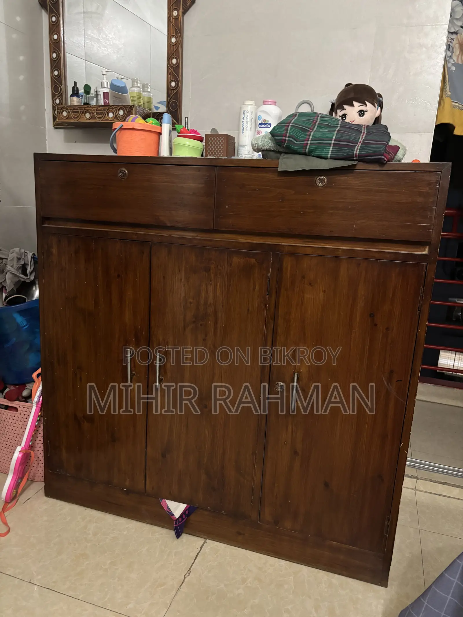 Used Wardrobe