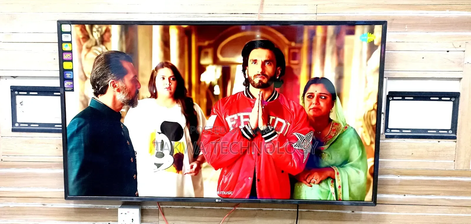 L 55" Inch HDR Voice Control Korean LED TV