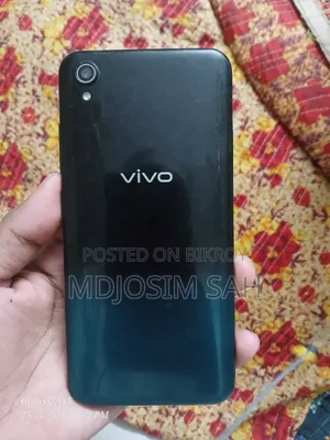 Vivo Y1s 32 GB