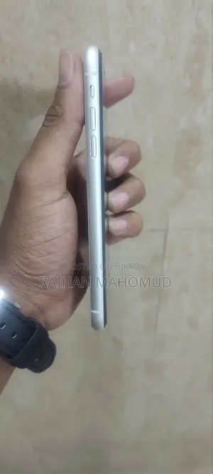 Apple iPhone 11 128 GB White