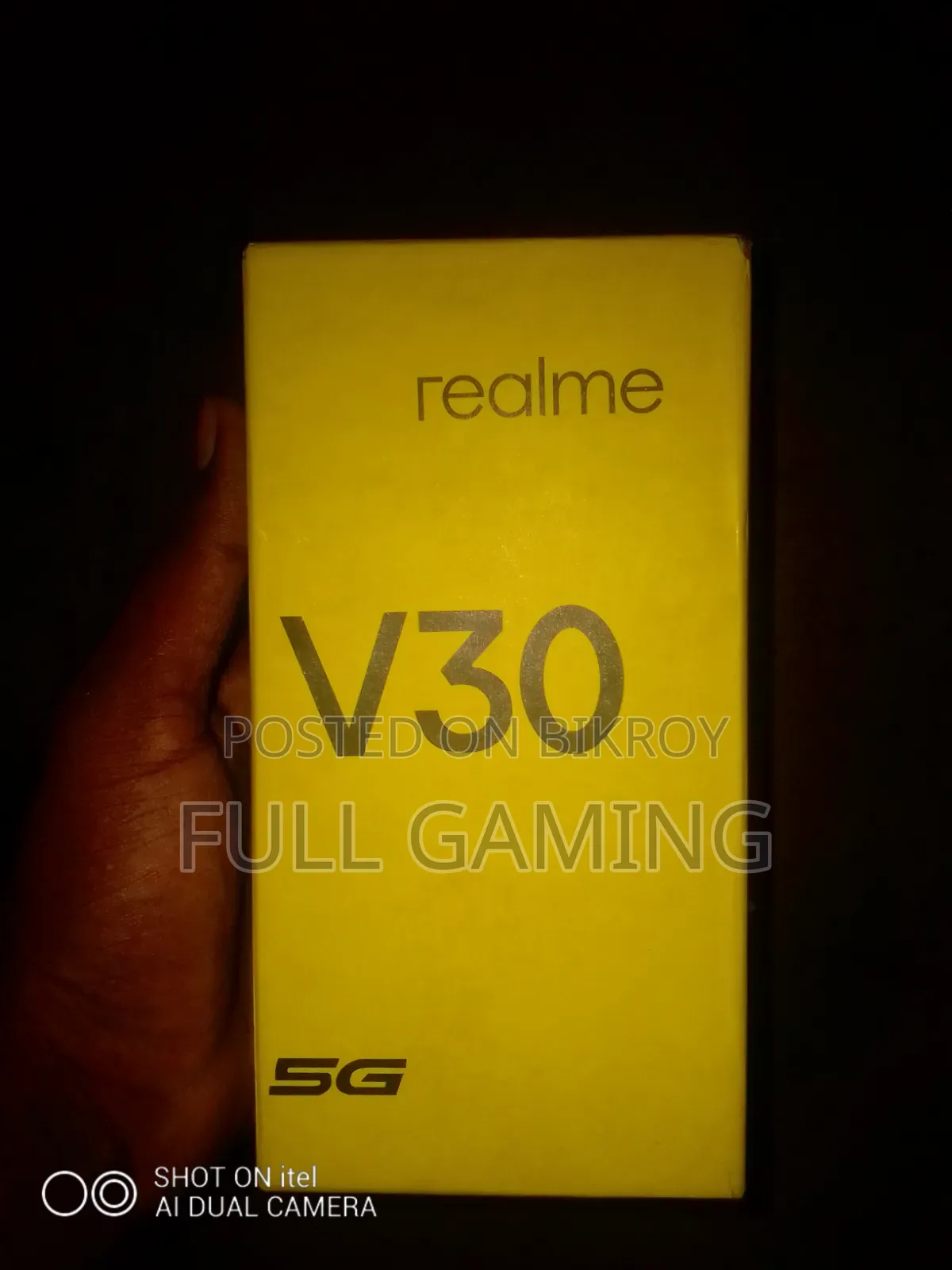 Realme V30 128 GB Gold