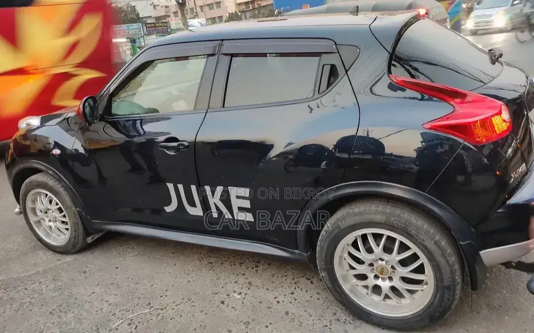 Nissan Juke 2012 Black