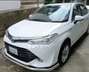Toyota Axio 1.5 Hybrid G 2WD 2015 Off White