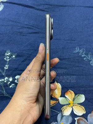 Tecno Pova Curve 2 256 GB Silver