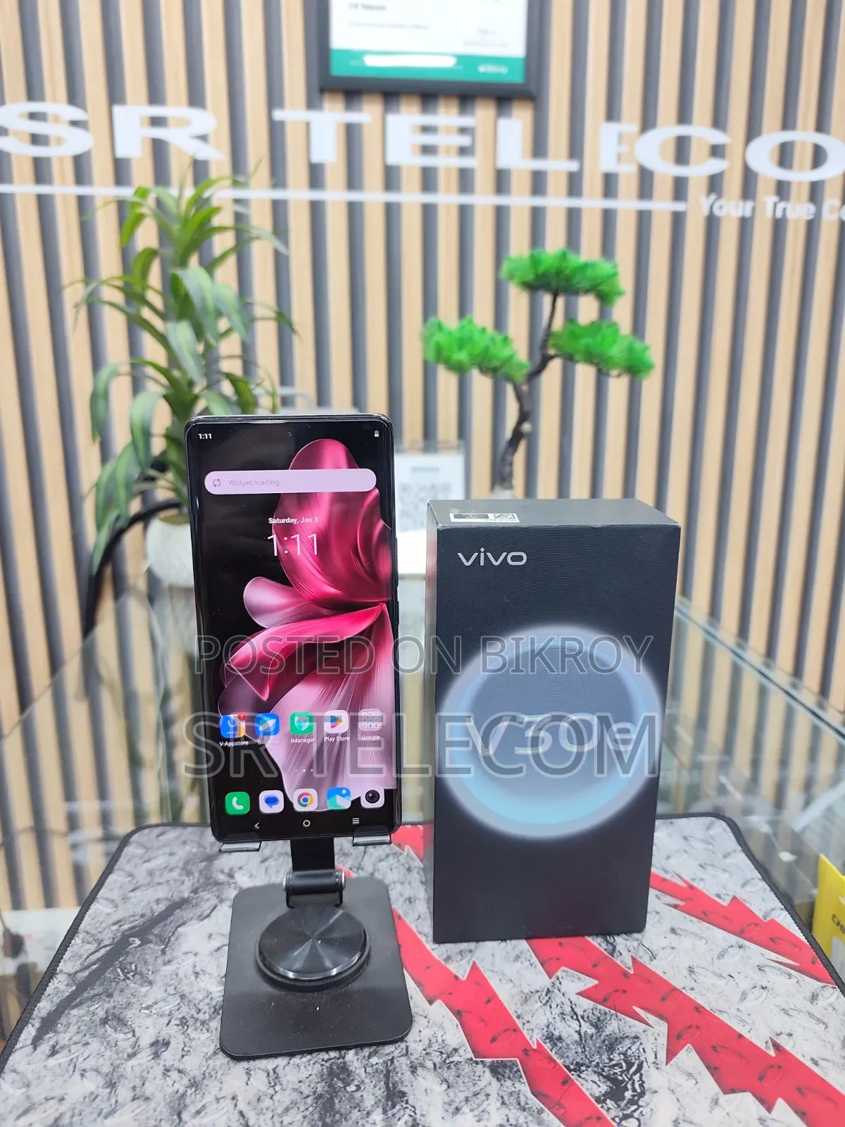 Vivo V30e 128 GB Red