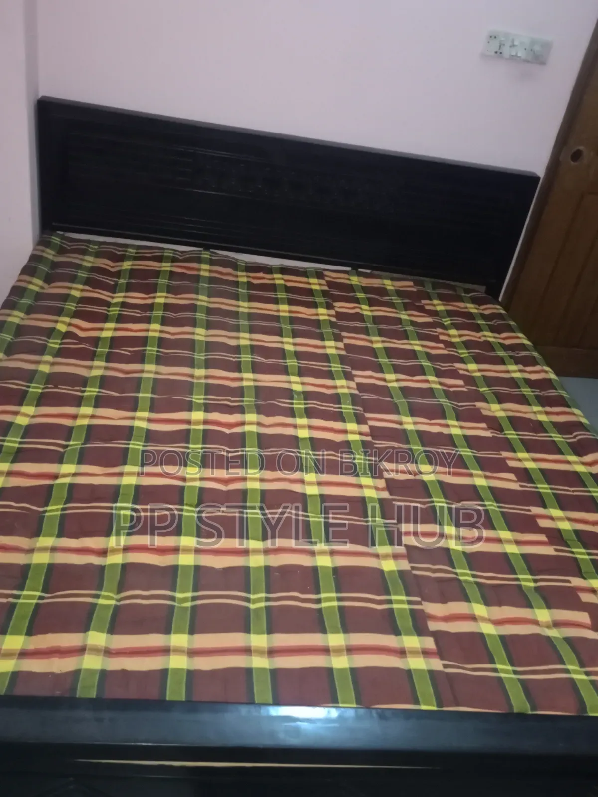 তোশকসহ খাট