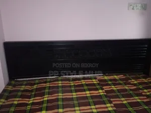 তোশকসহ খাট