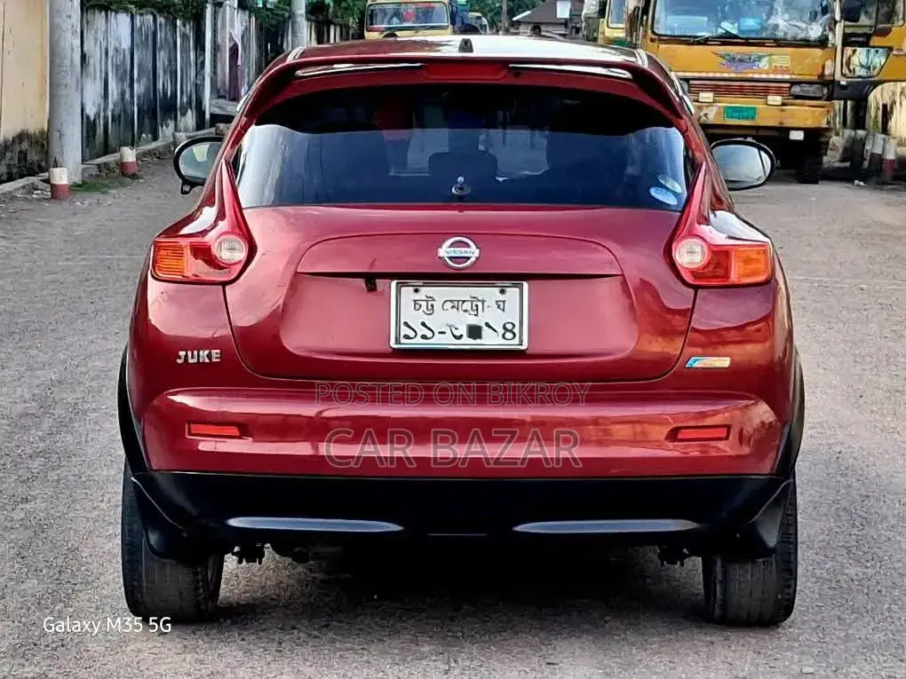 Nissan Juke 2012 Red