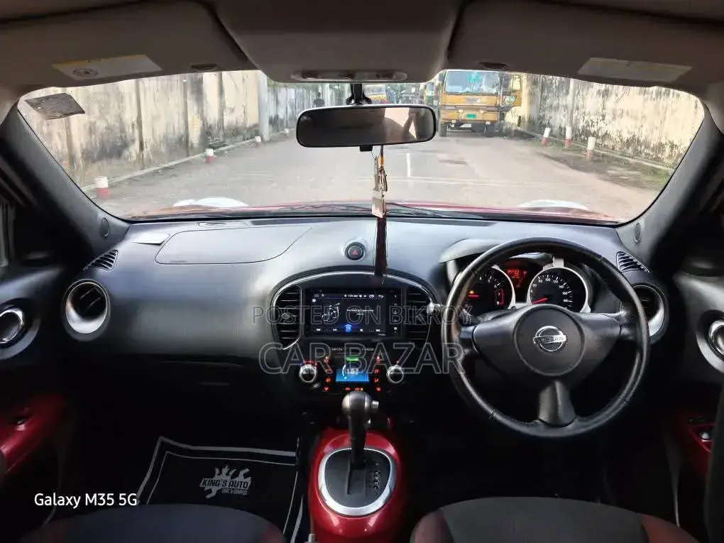 Nissan Juke 2012 Red